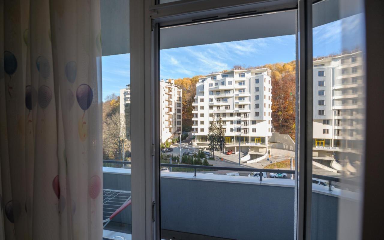 Colored Balloons - 3 Bedrooms, 3 Bathrooms, Equipped Large Apartments Lviv Exterior photo